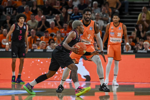 迷之间的互 迷之间的互